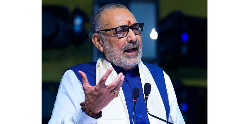 Upcoming FTAs Can Expand Export Opportunities for Indian Textile Sector, Says Giriraj Singh